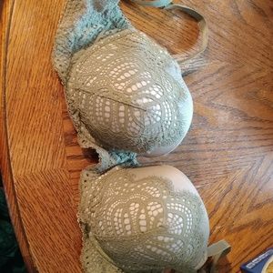 Light green bra